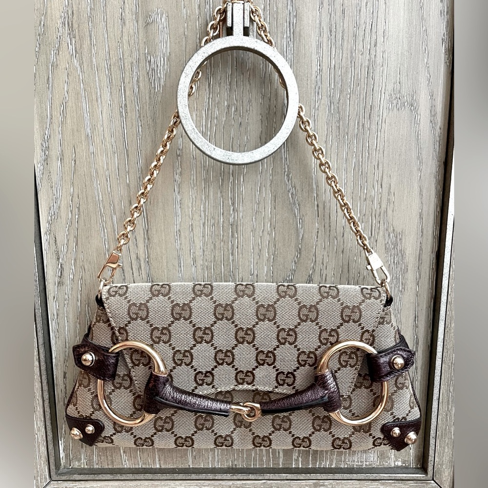 ICONIC RARE GUCCI Brown Leather "Horse bit" Clutch